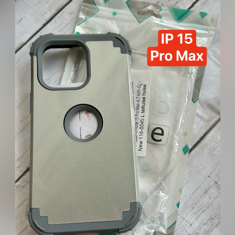 IP 15 Pro Max Metal Phone Case